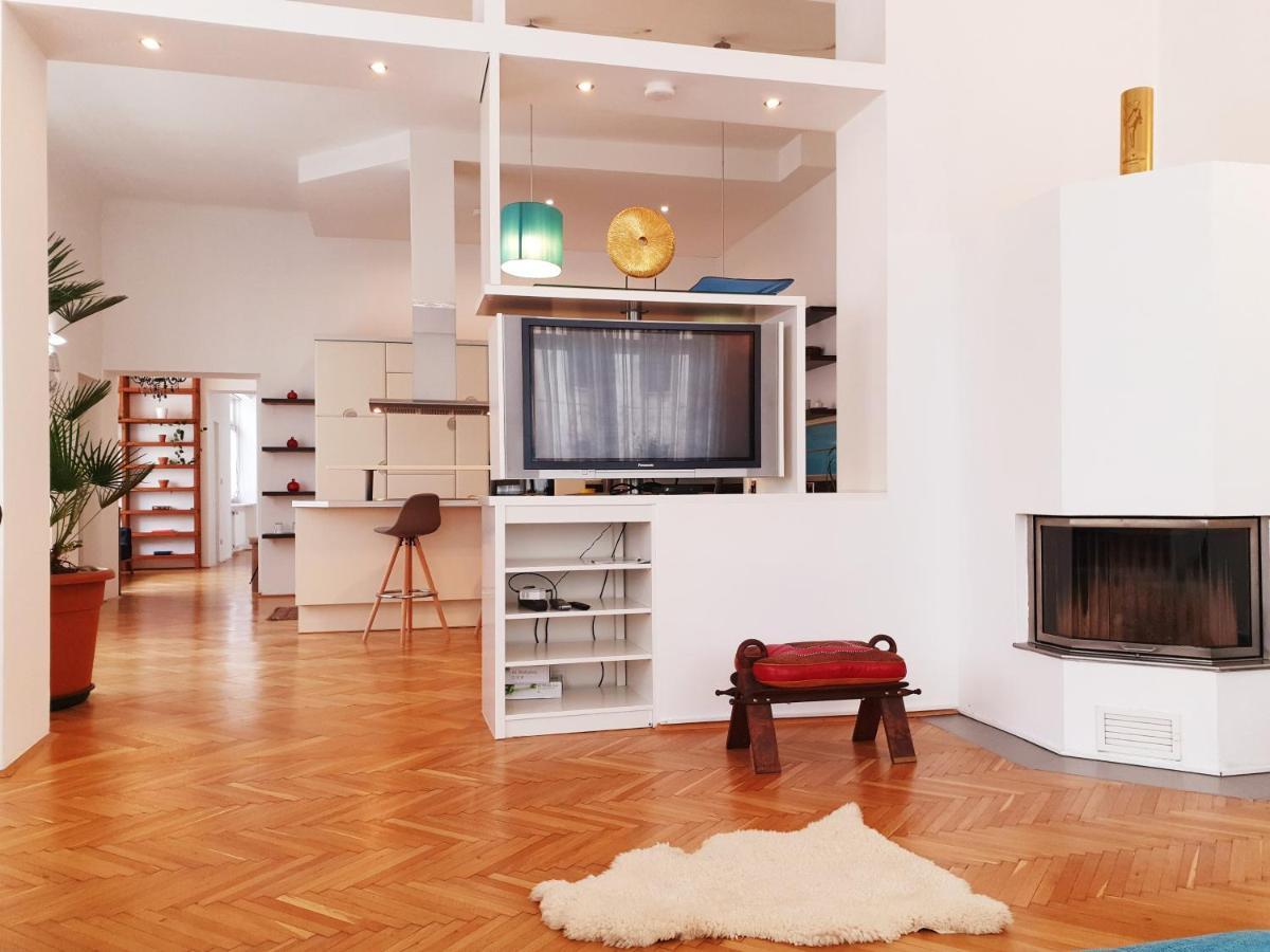 Sunny And Spacious Near Centre Appartamento