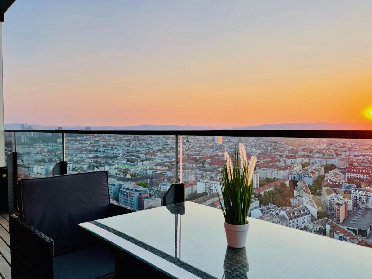 Triiiple Level 31 - Sonnenwohnen Mit Fantastischem Ausblick Und Parkplatz * Viena