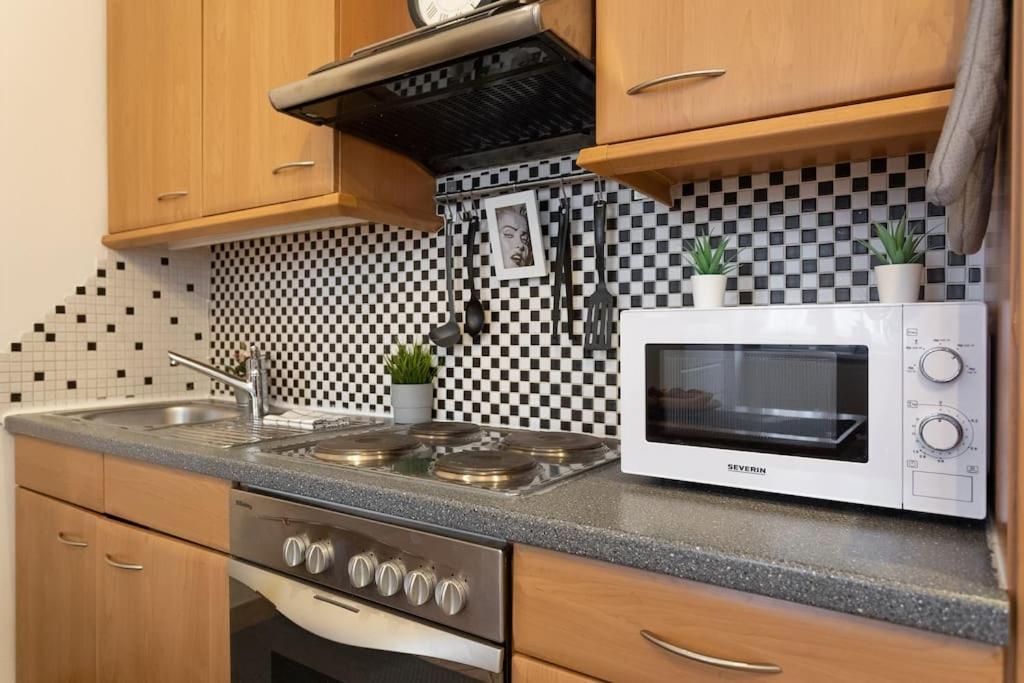 Apartment Charming & Authentic Flat - Central Located Vienna