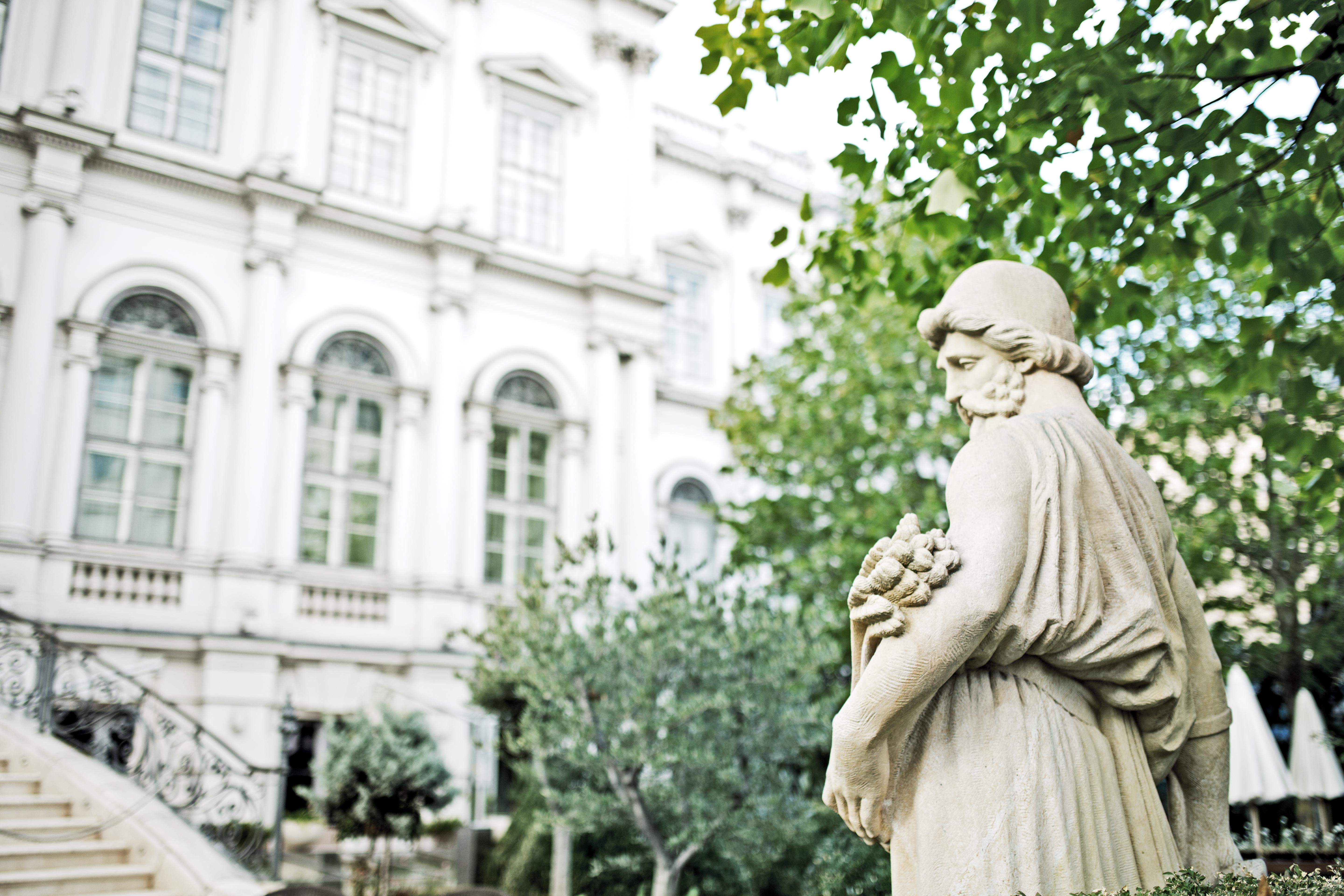 Palais Coburg Hotel Vienna