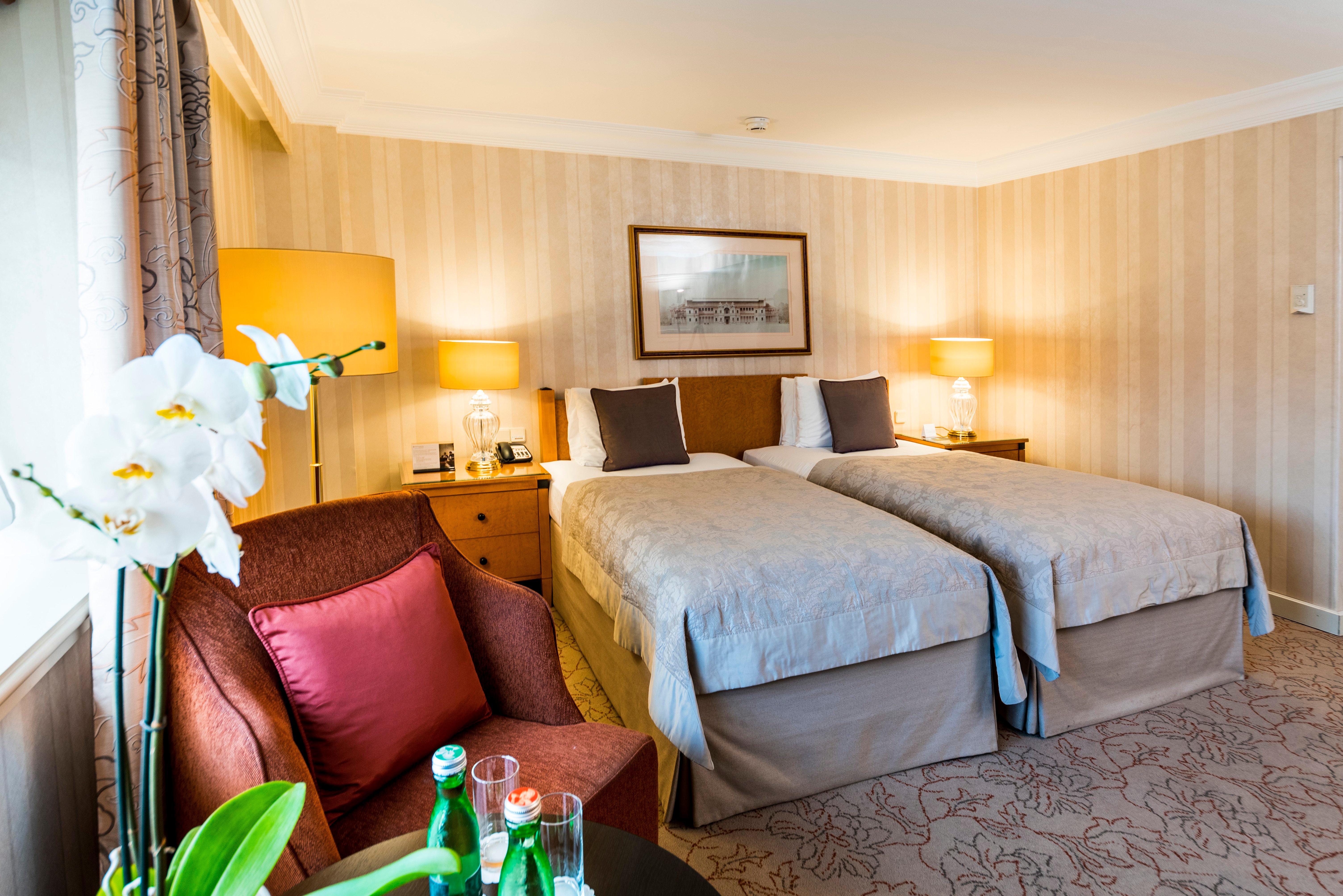 Hilton Waterfront Hotel