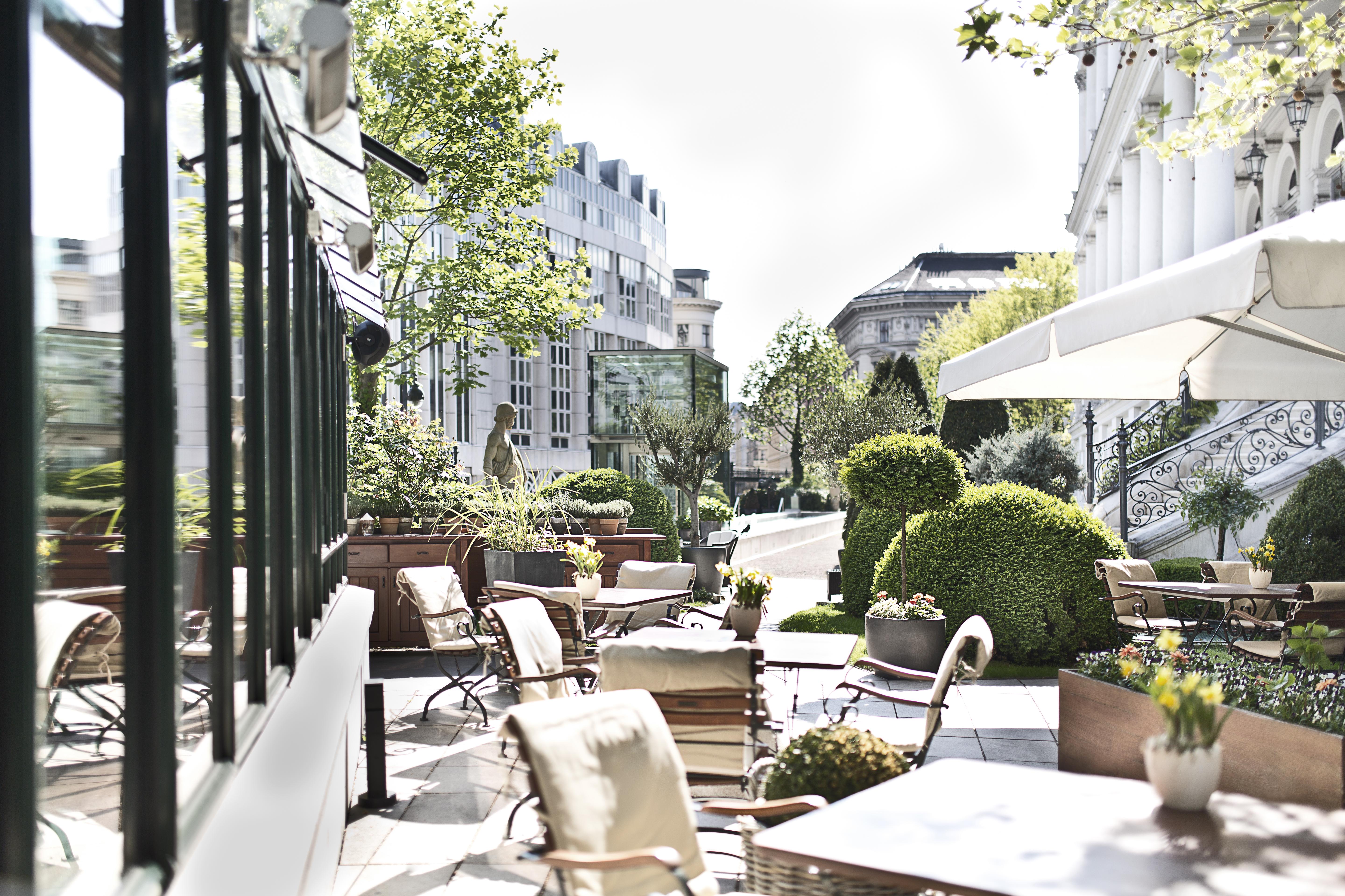 Palais Coburg Hotel