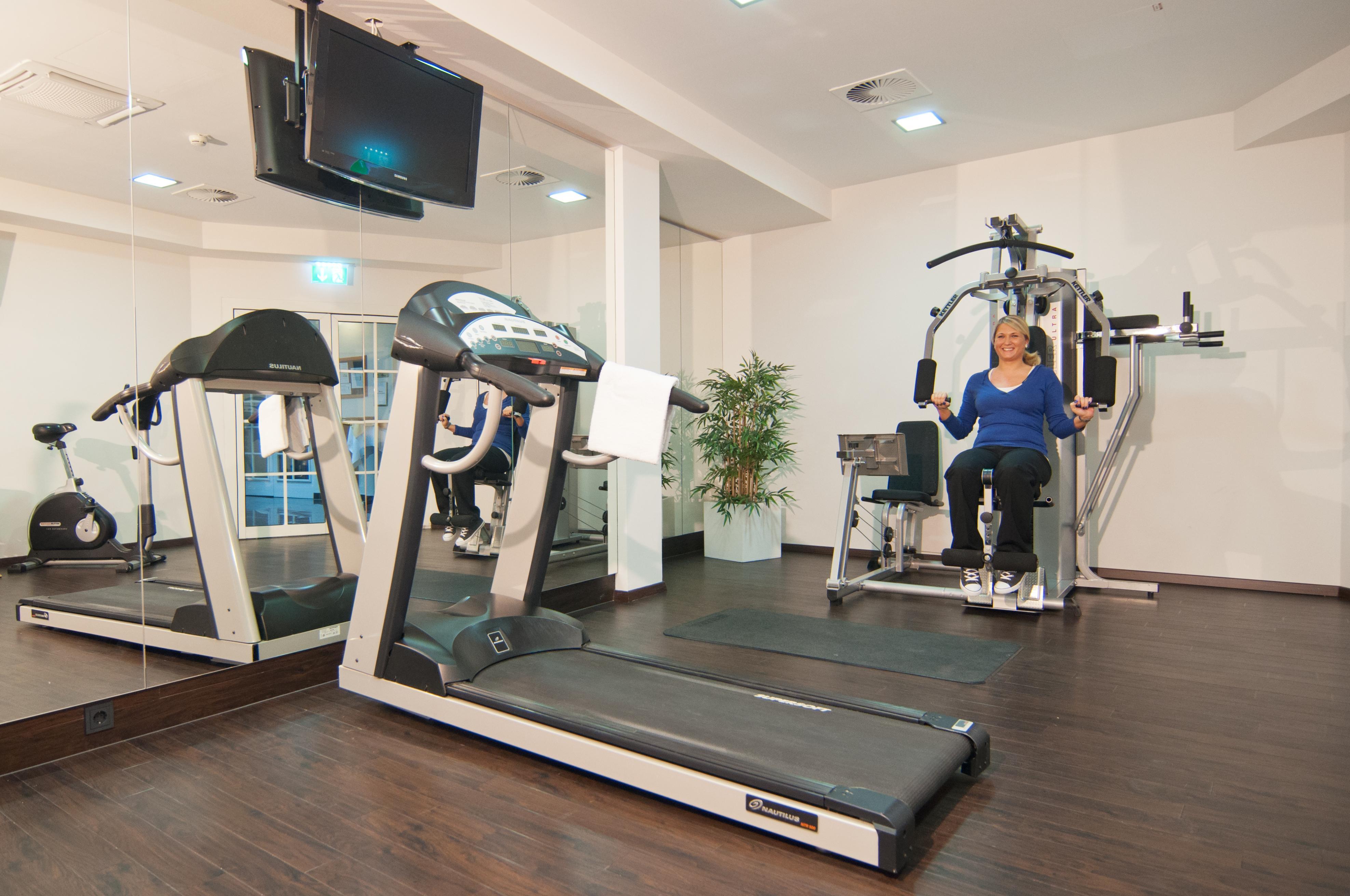 Hotel Nestroy 4*