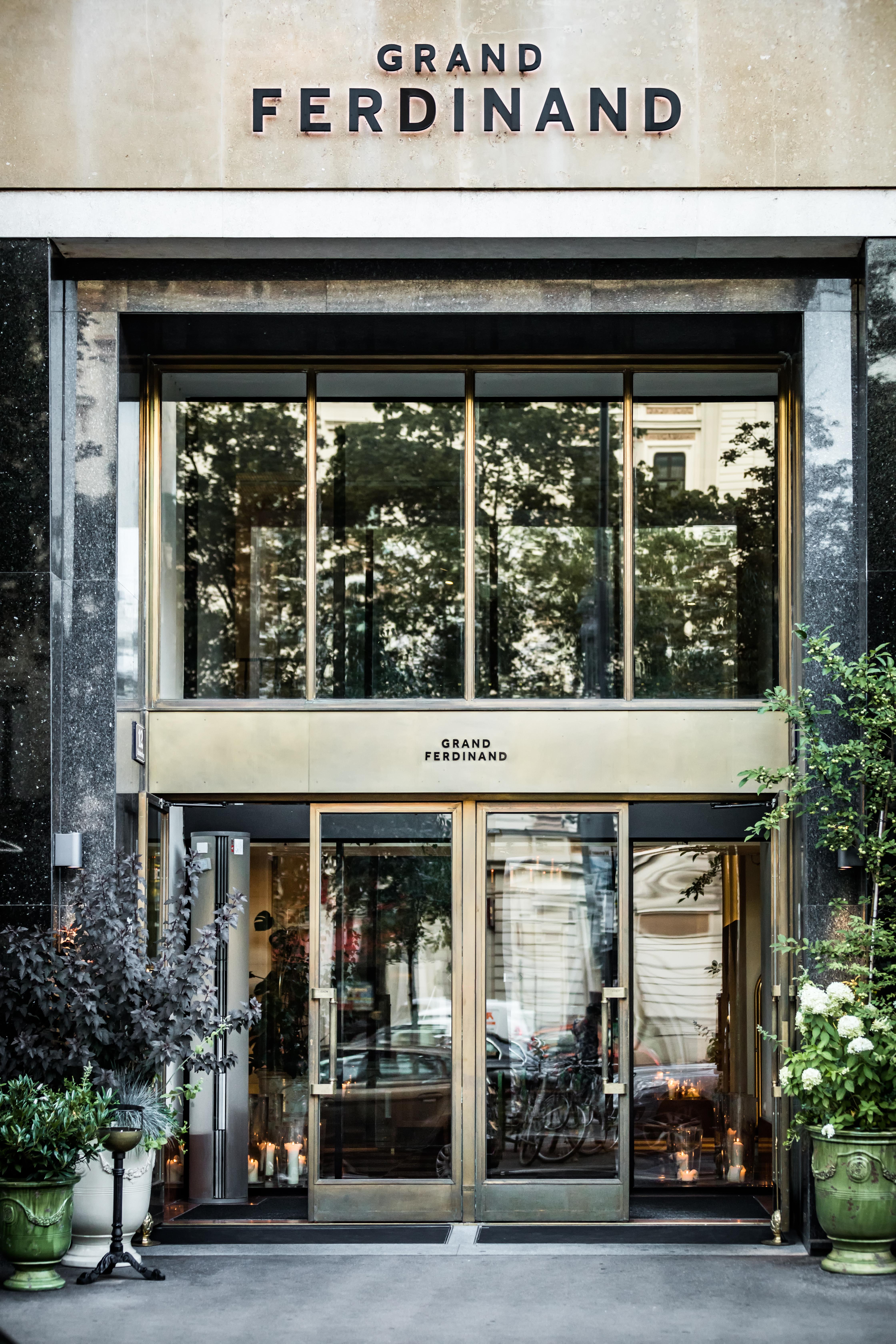 Grand Ferdinand - Your In The Center Hotel 5*