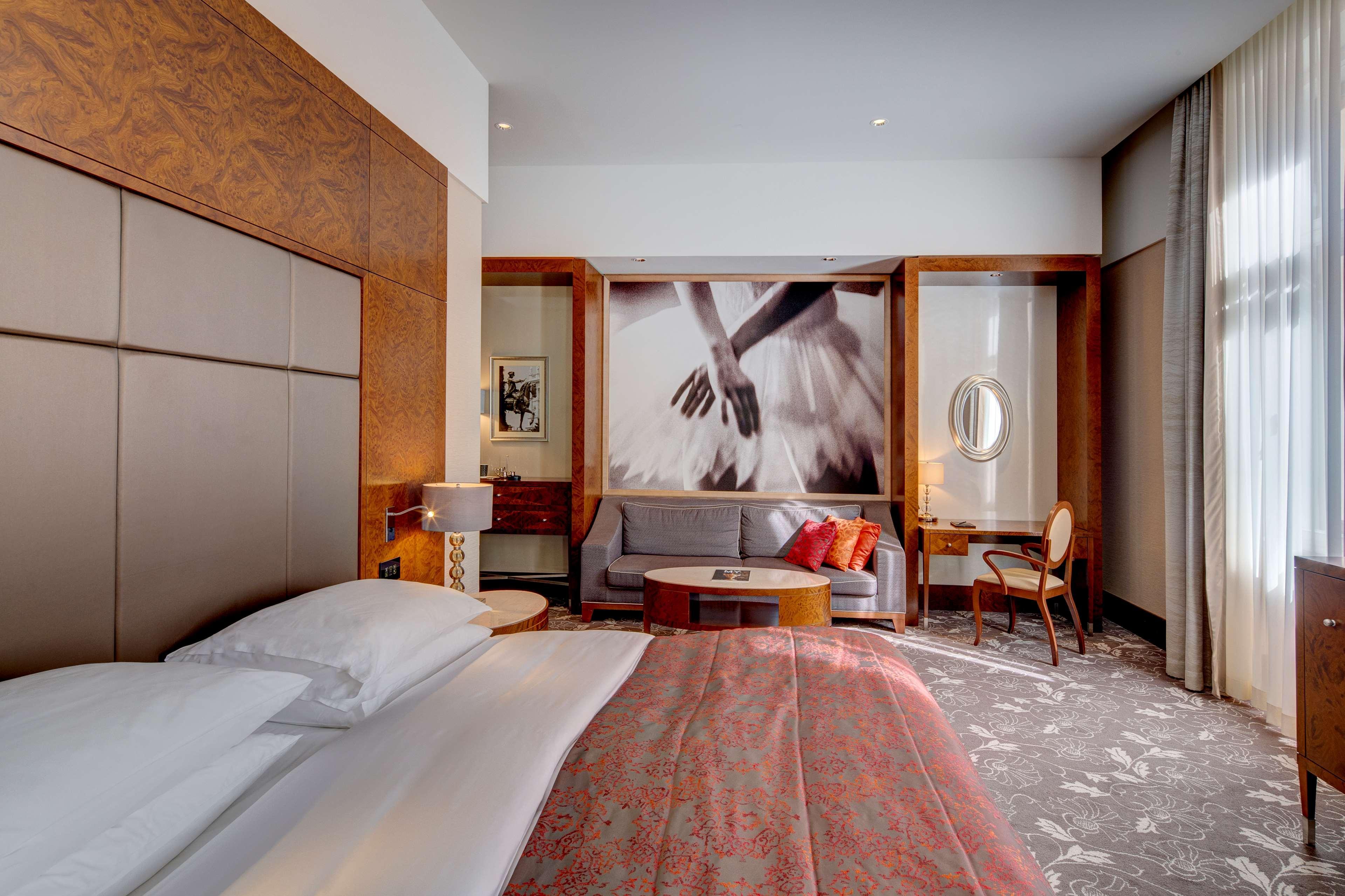 Hotel Anantara Palais Hansen - Newly Renovated Vienna