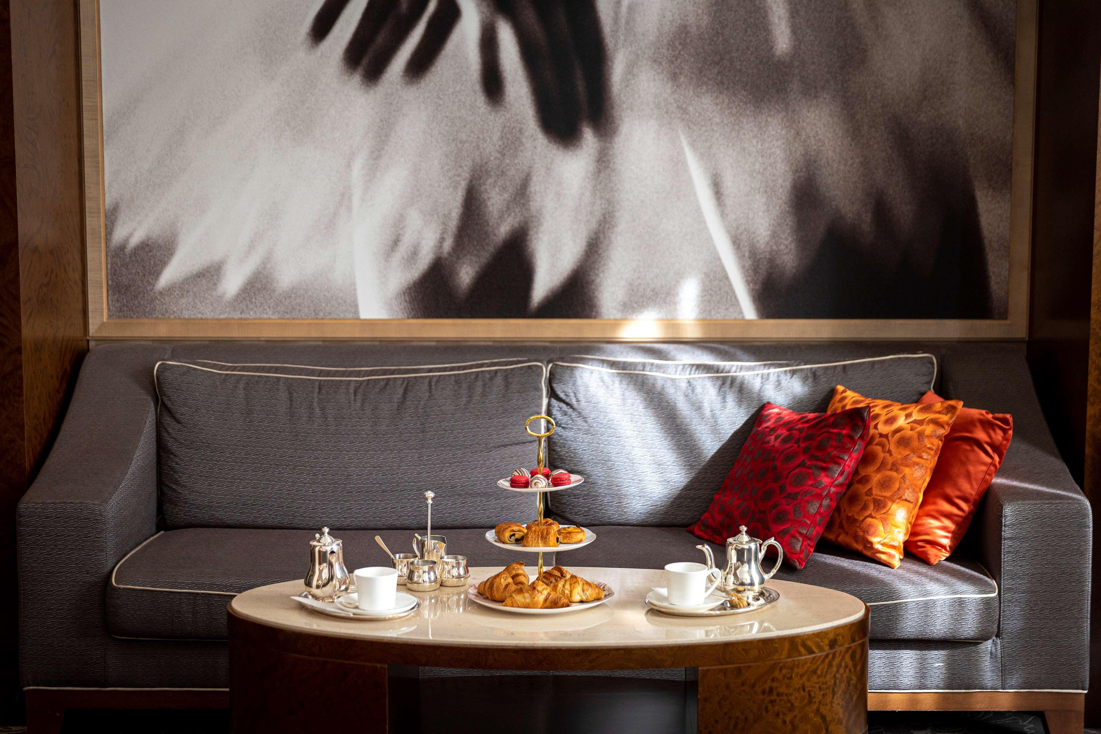 Hotel Anantara Palais Hansen - Newly Renovated
