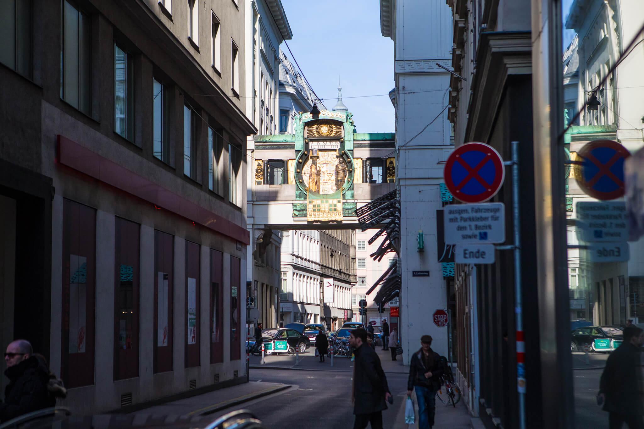 City Hotel
