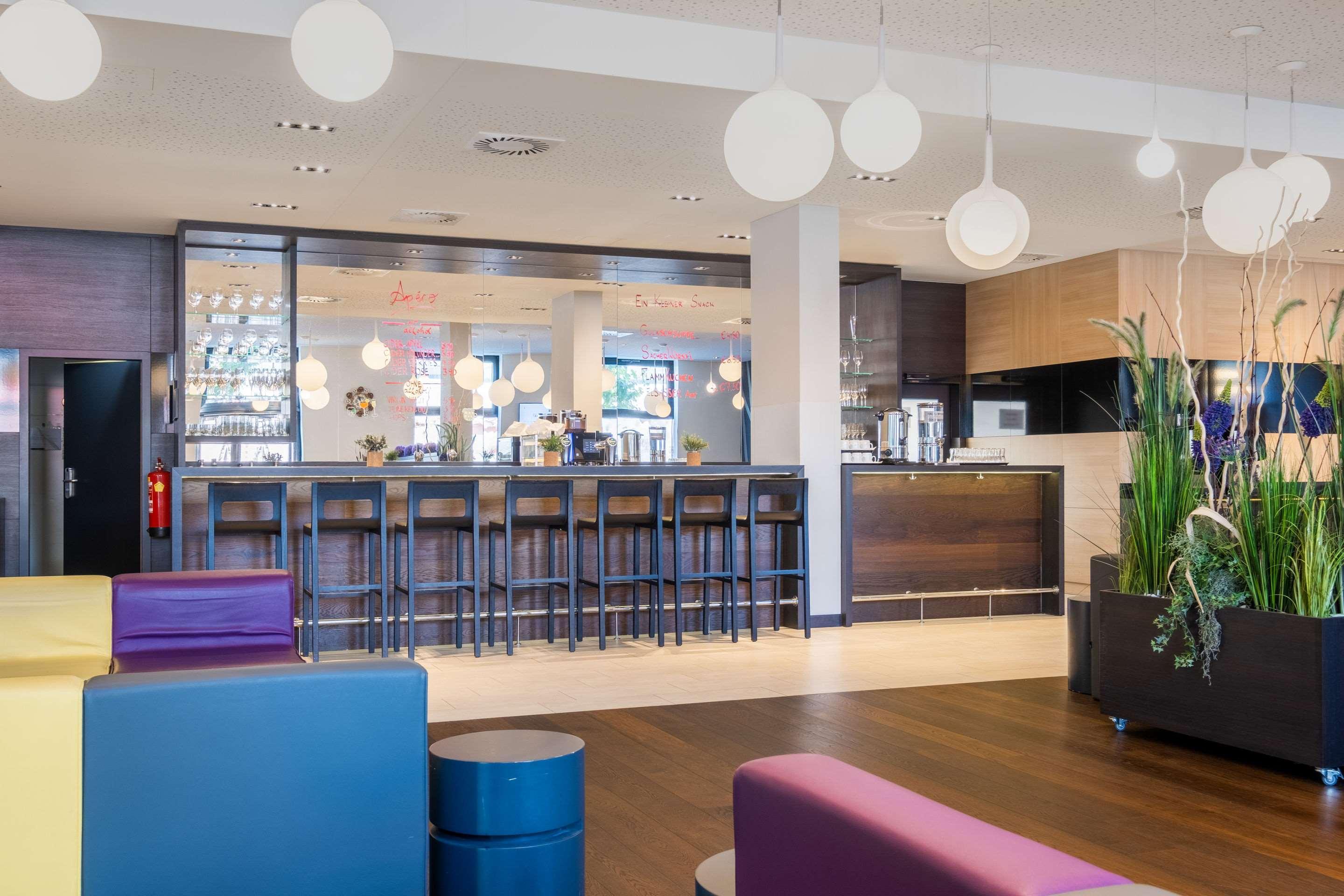 Hotel Leonardo Hauptbahnhof 4*