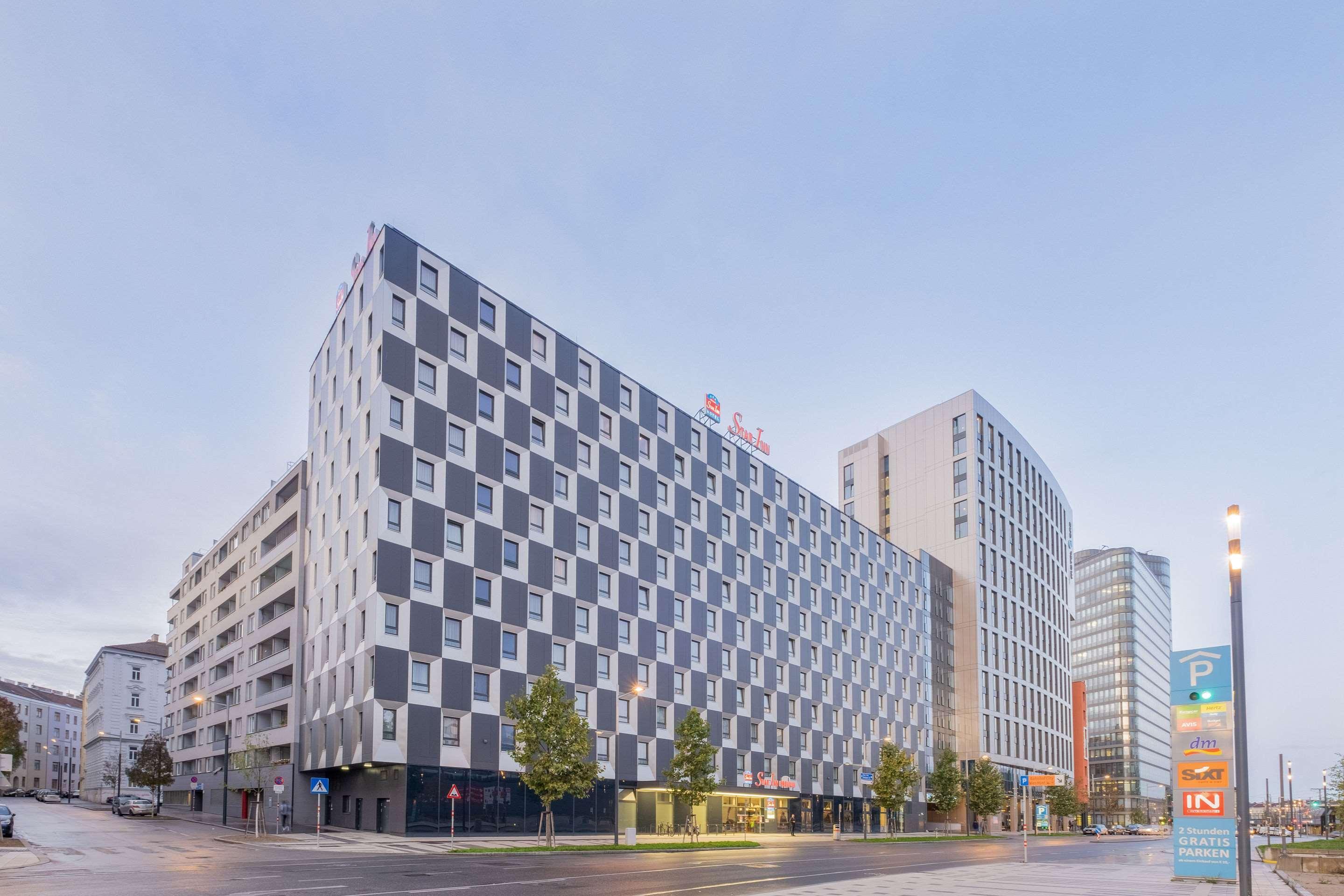 Leonardo Hauptbahnhof Hotel