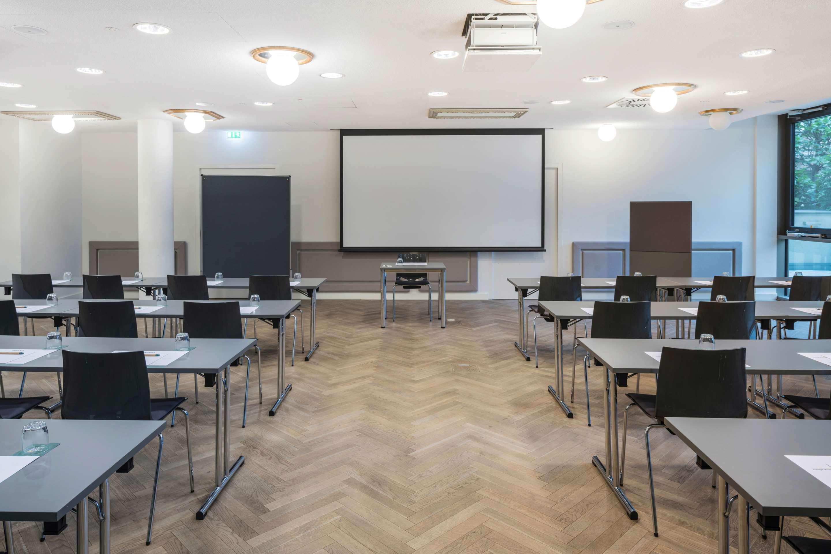 Hotel Maxx By Steigenberger 4*