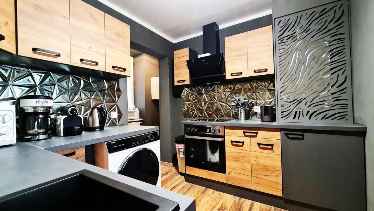 Boutique - Premium 6 Apartment
