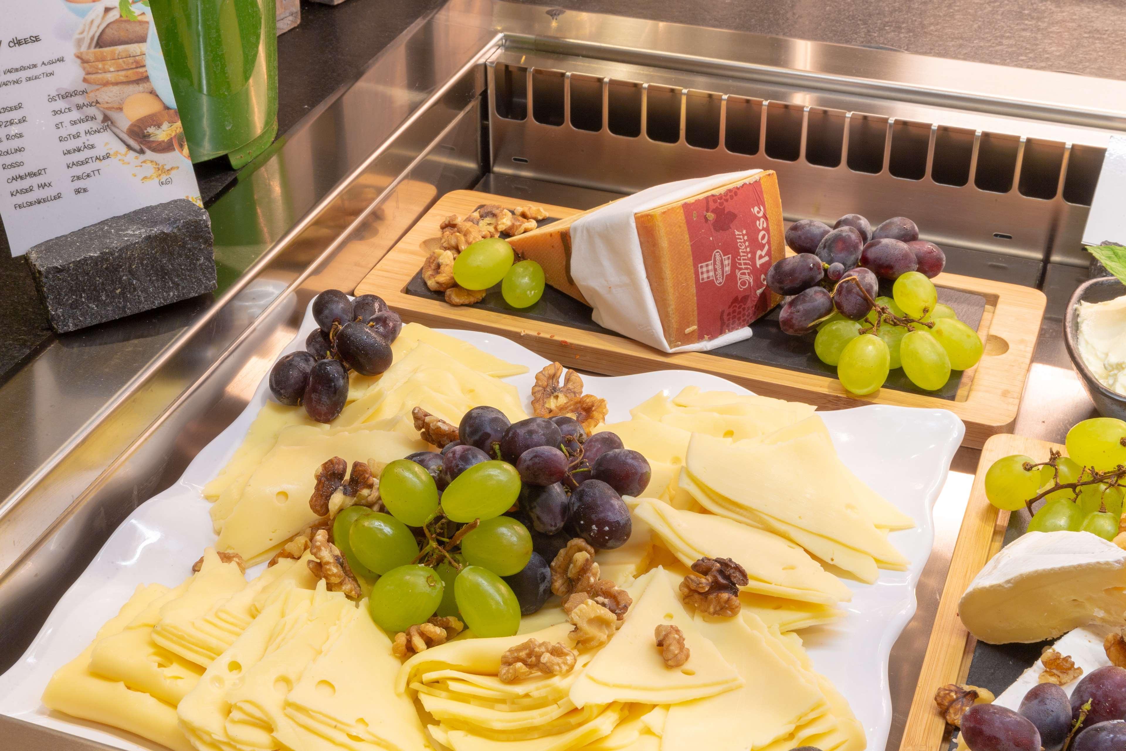 - The Niu, Franz By Ihg Vienna