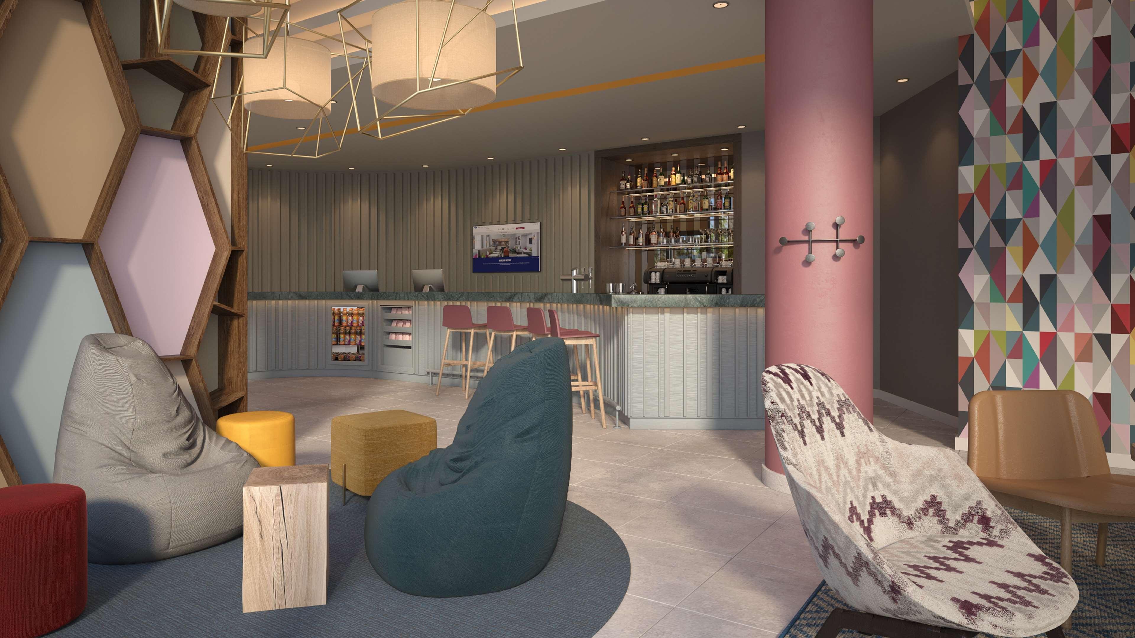 Hampton By Hilton Messe 3*