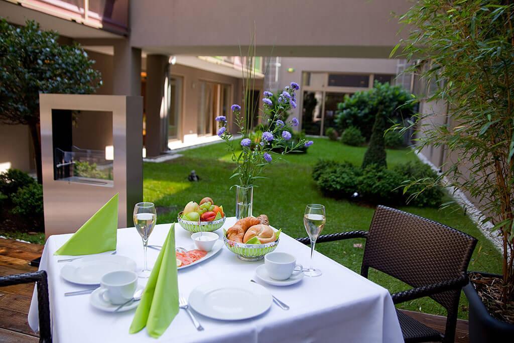 Pakat Hotel Viena