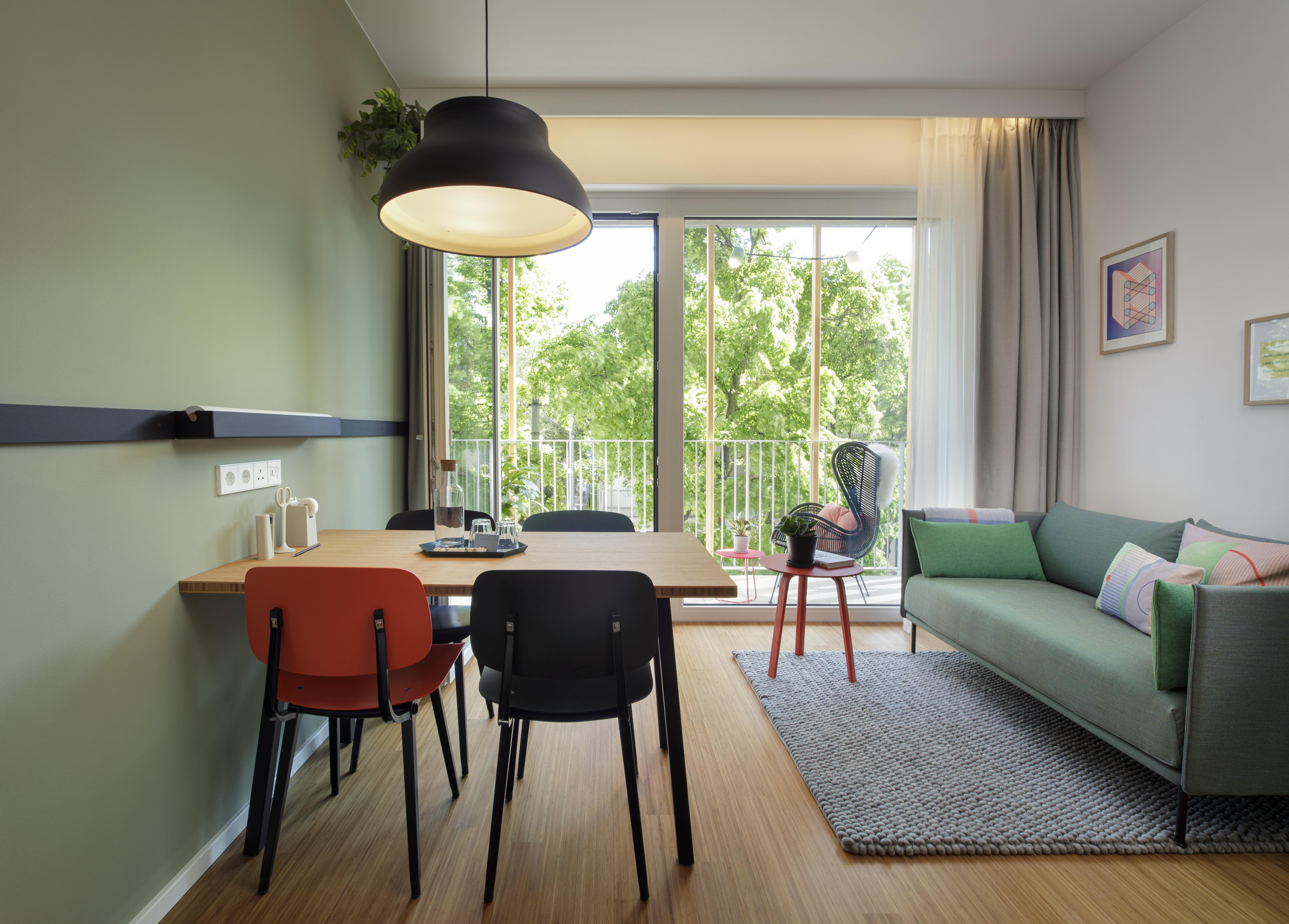 Aparthotel Zoku 4*