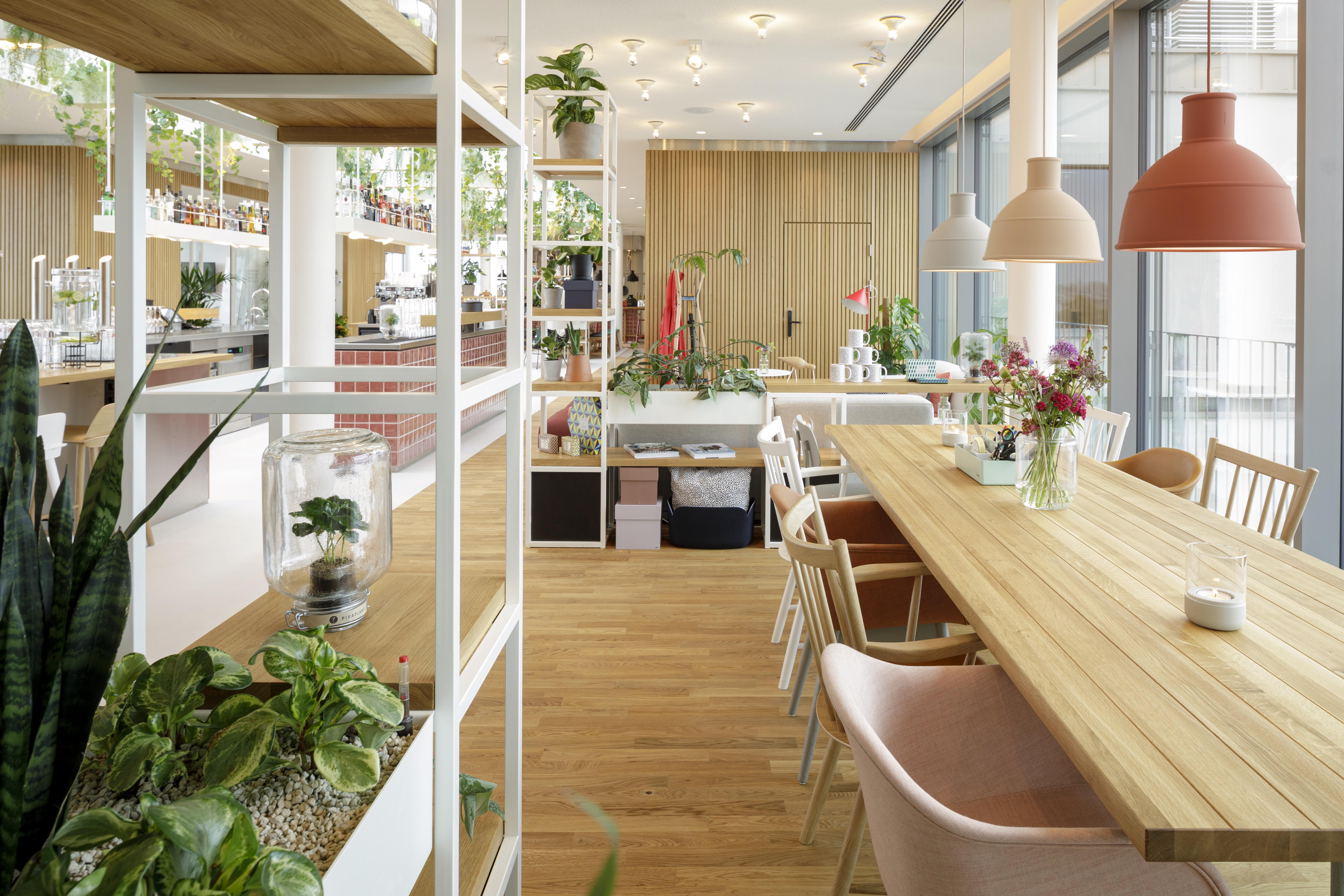 Aparthotel Zoku 4*