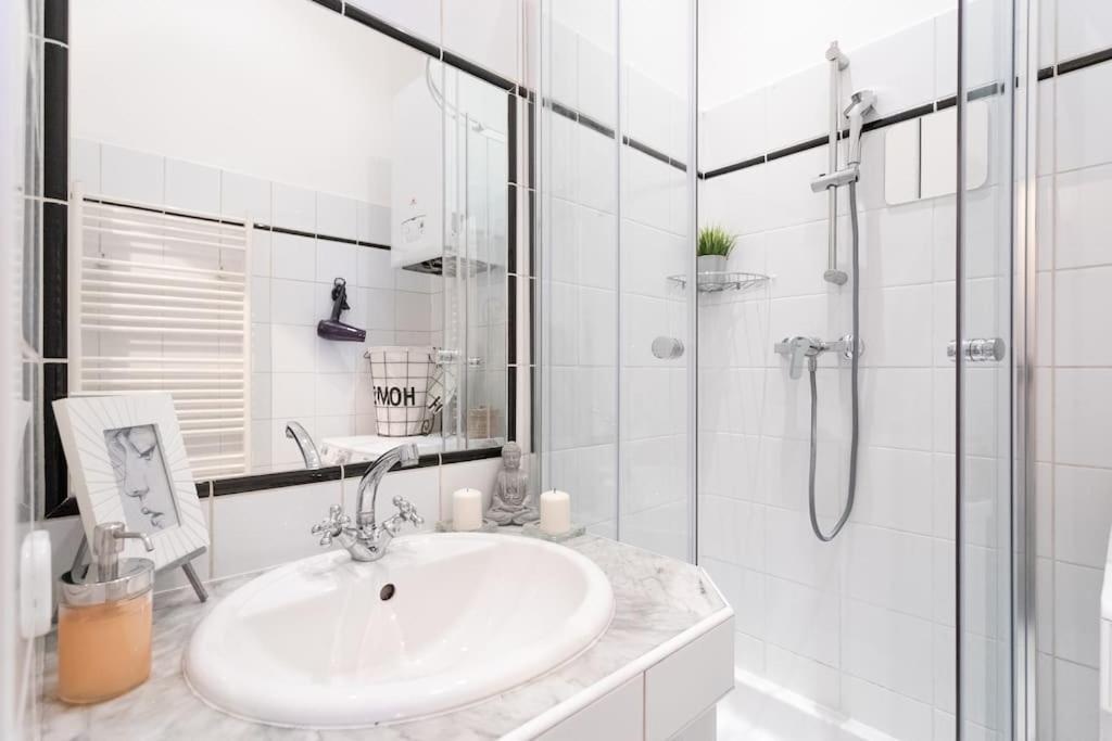 Apartment Charming & Authentic Flat - Central Located
