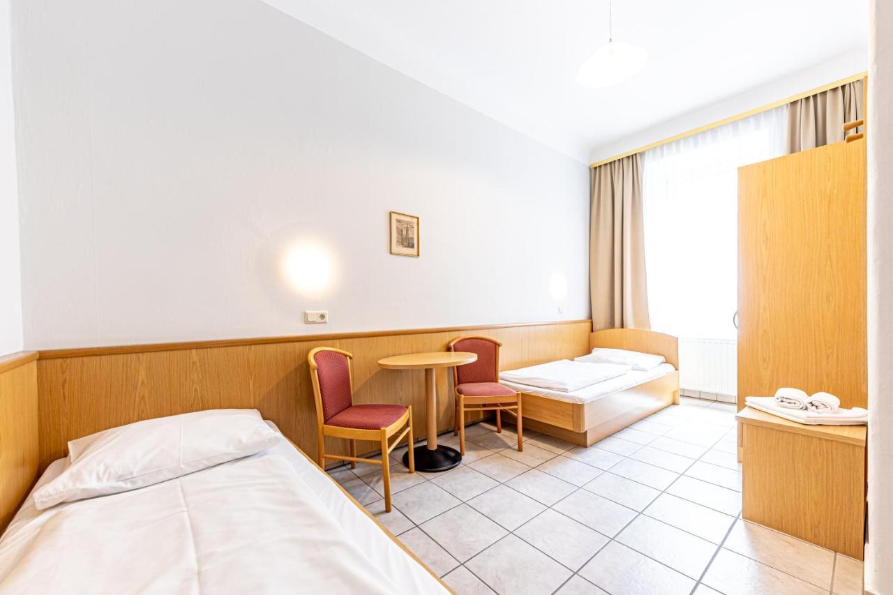 Hotel-pension Fuenfhaus 3* Vienna