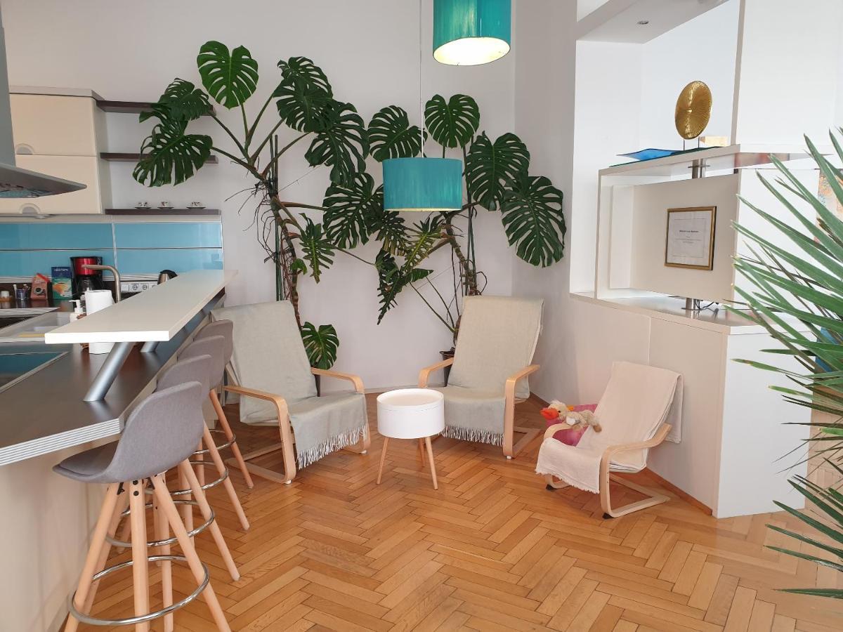 Appartamento Sunny And Spacious Near Centre