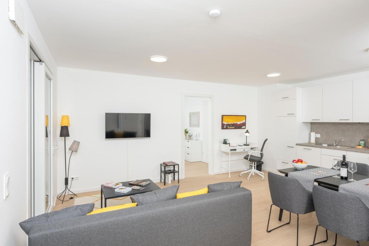 Premium Terrace Breitensee By Ichbucheat Vienna