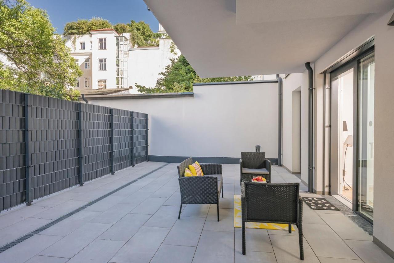 Apartment Premium Terrace Breitensee By Ichbucheat *