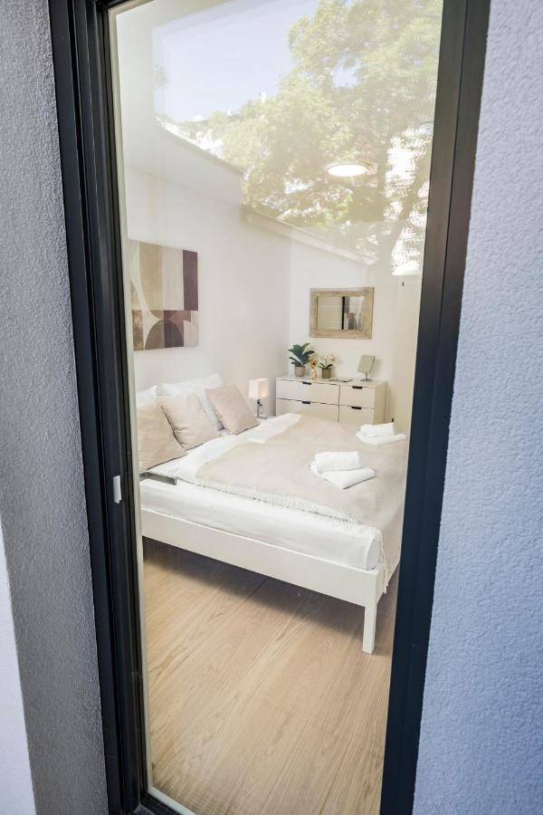 Premium Terrace Breitensee By Ichbucheat Apartment *