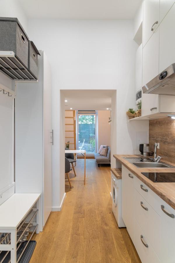 Cozy Studio, Private Garden, 8 Min To Center