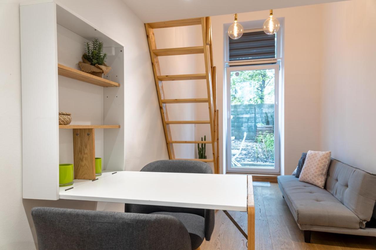 Cozy Studio, Private Garden, 8 Min To Center