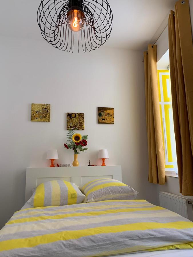And Cosy Apartment