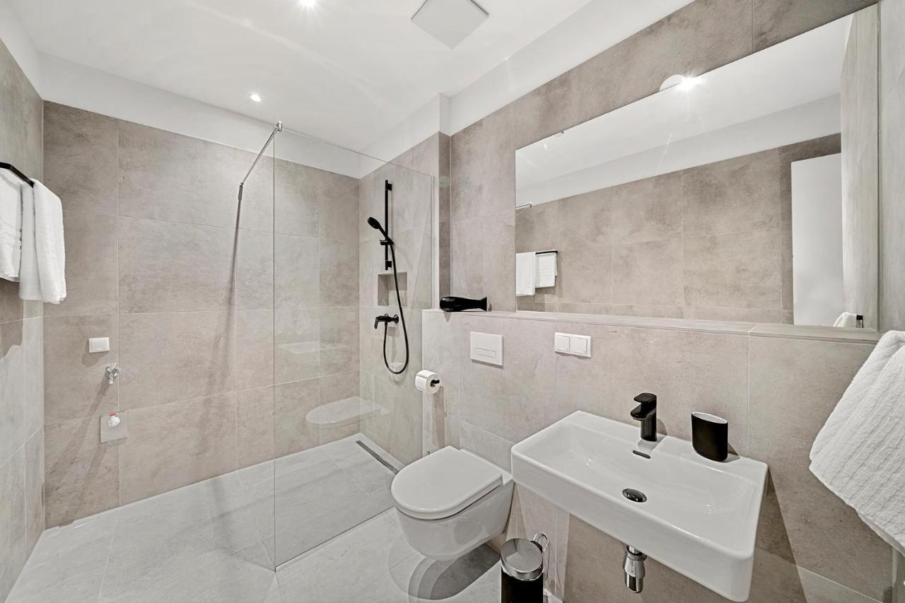 Boutique Space Vie #3o5 Apartment