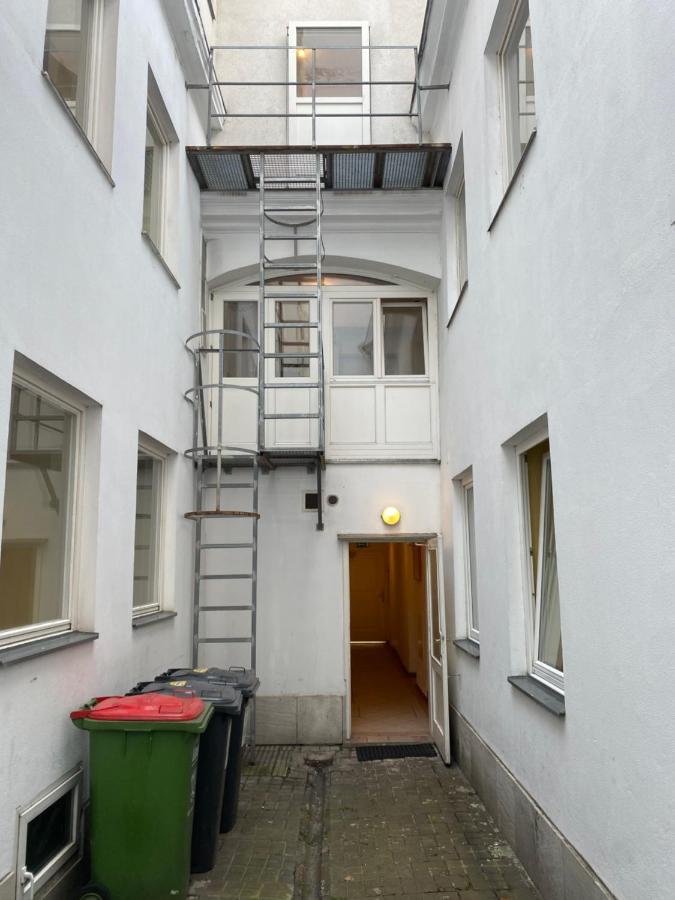 700m Zum Ring Apartment Vienna