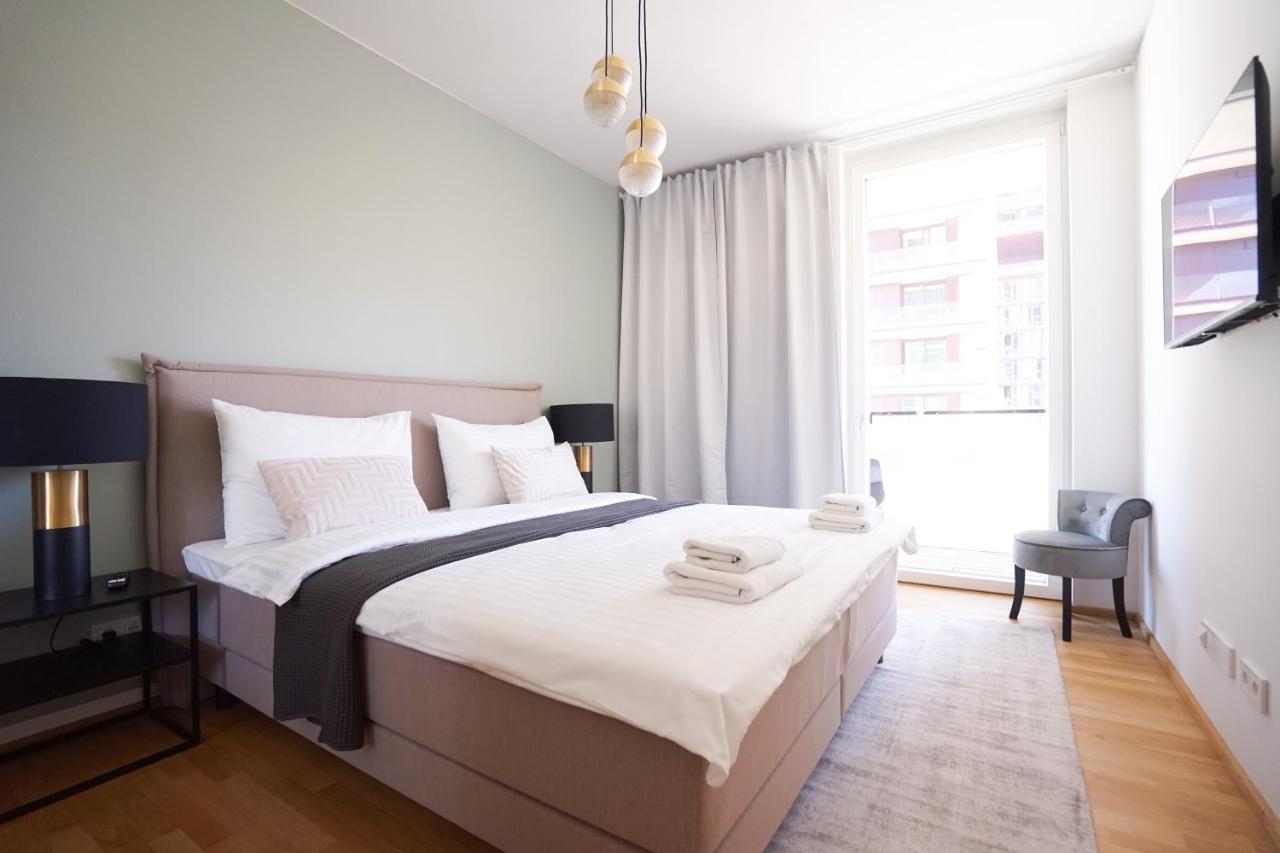 Exclusive 2-bedroom With Pool & Balcony Apartment