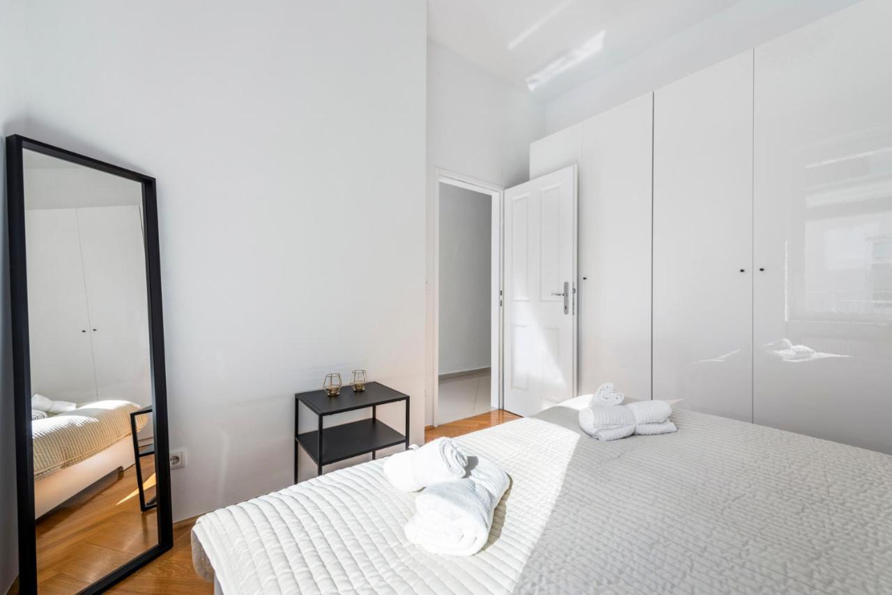 Apartment A&s Center *