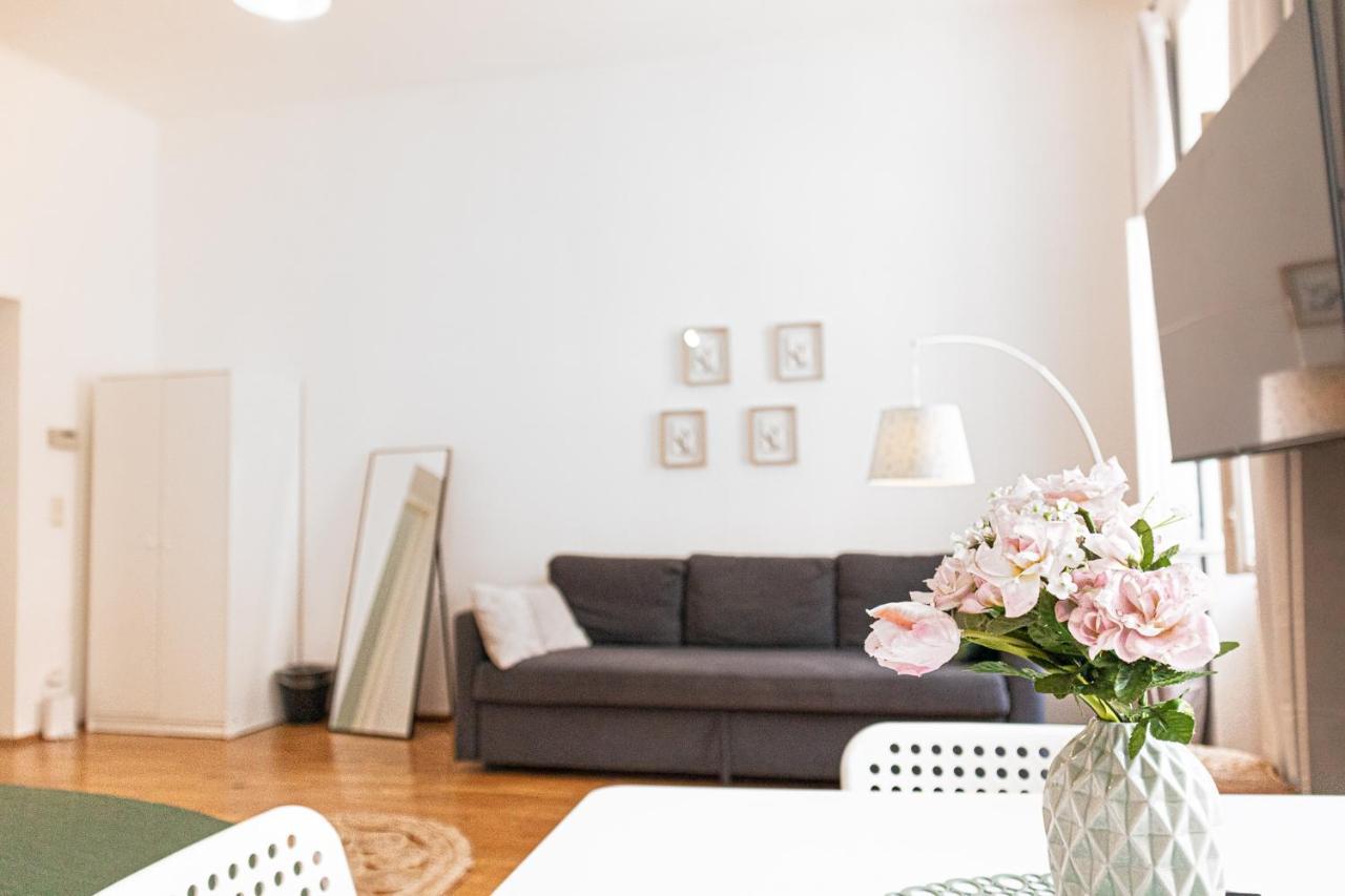 Smart 2br Apt. Perfect For Longstays Near Rennweg Apartment *