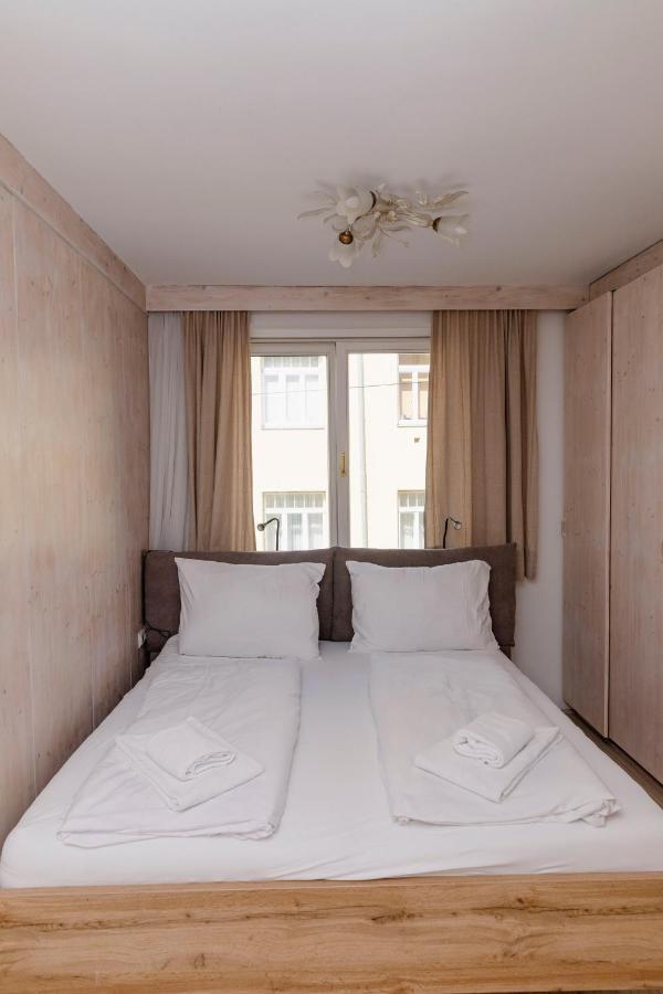 Apartamento Beautiful 2-bedroom Near Schoenbrunn
