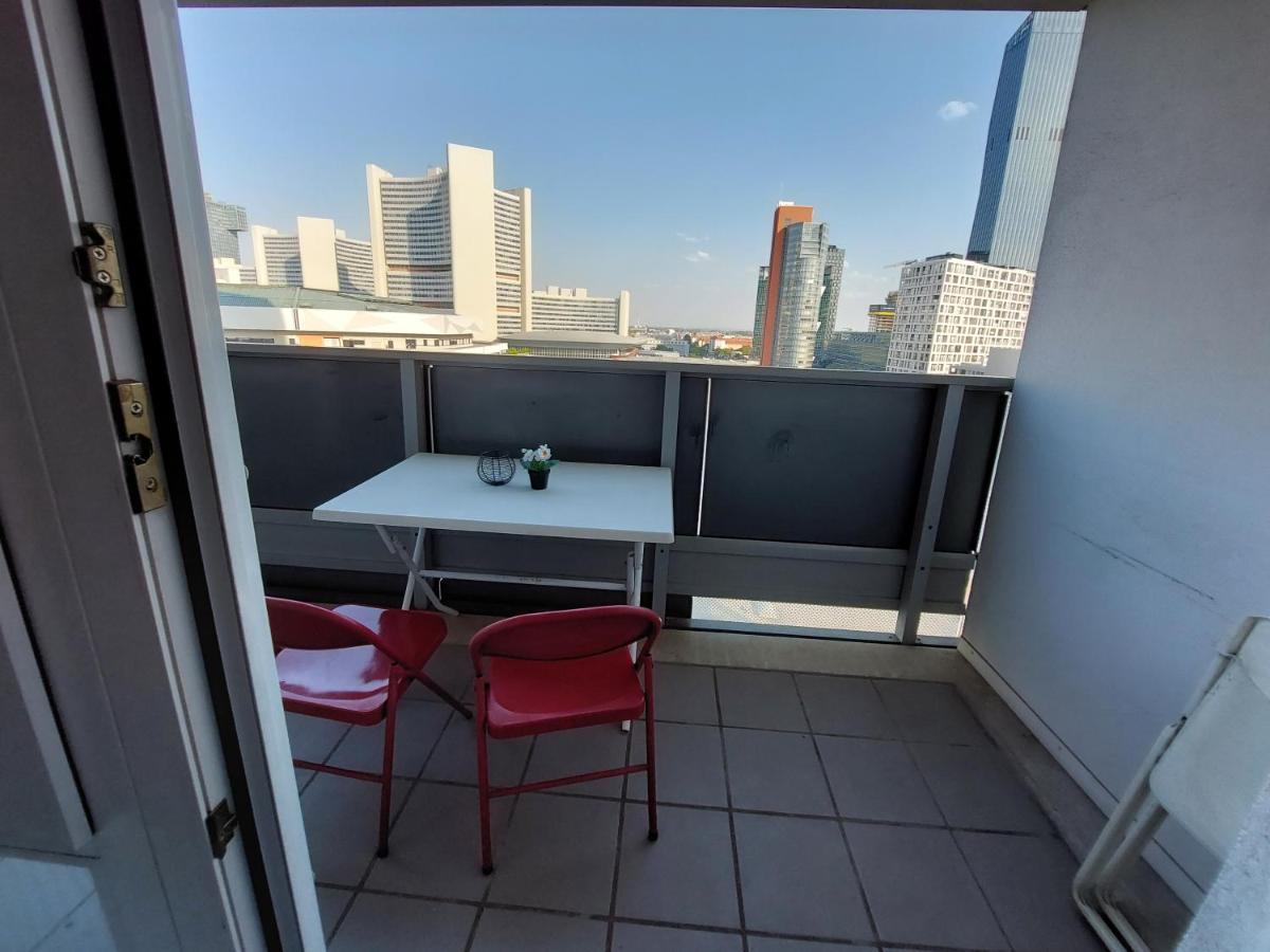 Tower With Private Terrace Next To Uno