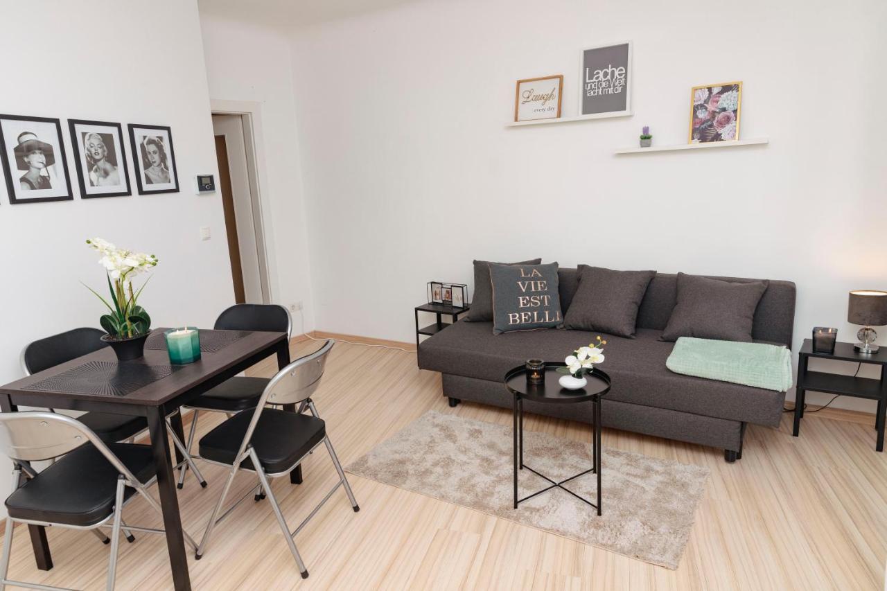 Apartamento Beautiful 2-bedroom Near Schoenbrunn