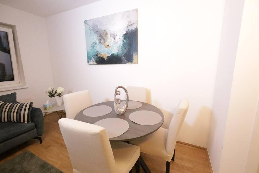 Apartment Moderne L Bg15
