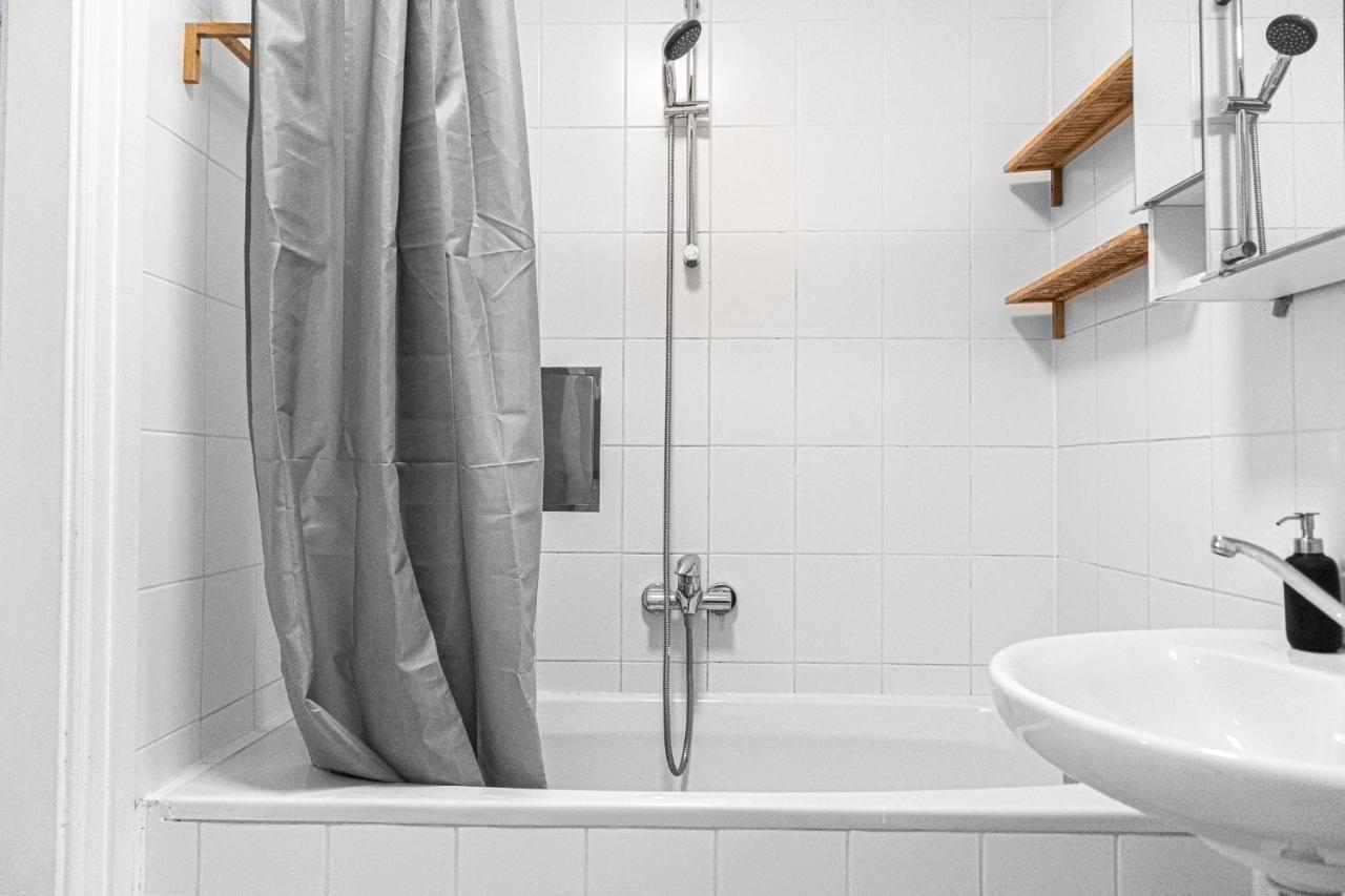 Apartamento Joyful At Superb Location Near Akh Hospital Viena