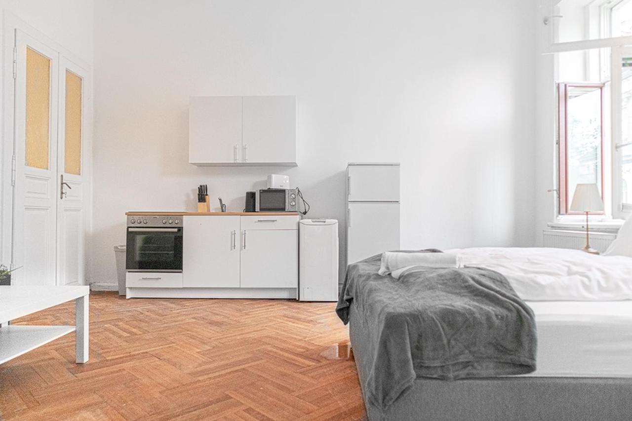 Apartamento Joyful At Superb Location Near Akh Hospital *