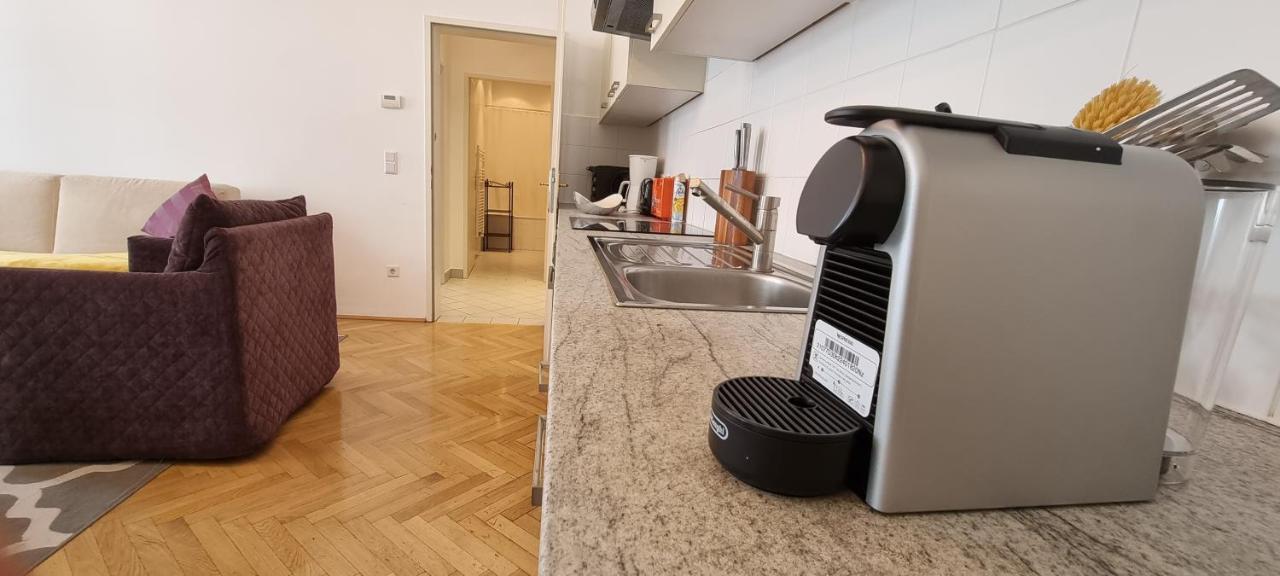 Aparthotel Urban Serviced *