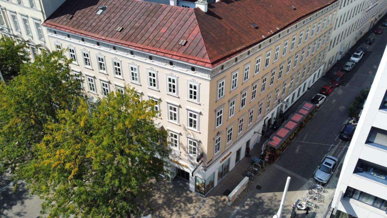 Aparthotel Urban Serviced *