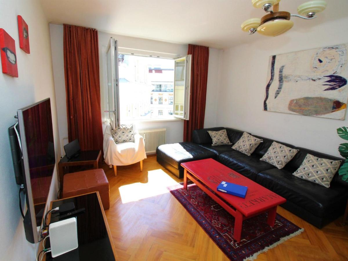 Opera By Interhome Apartment