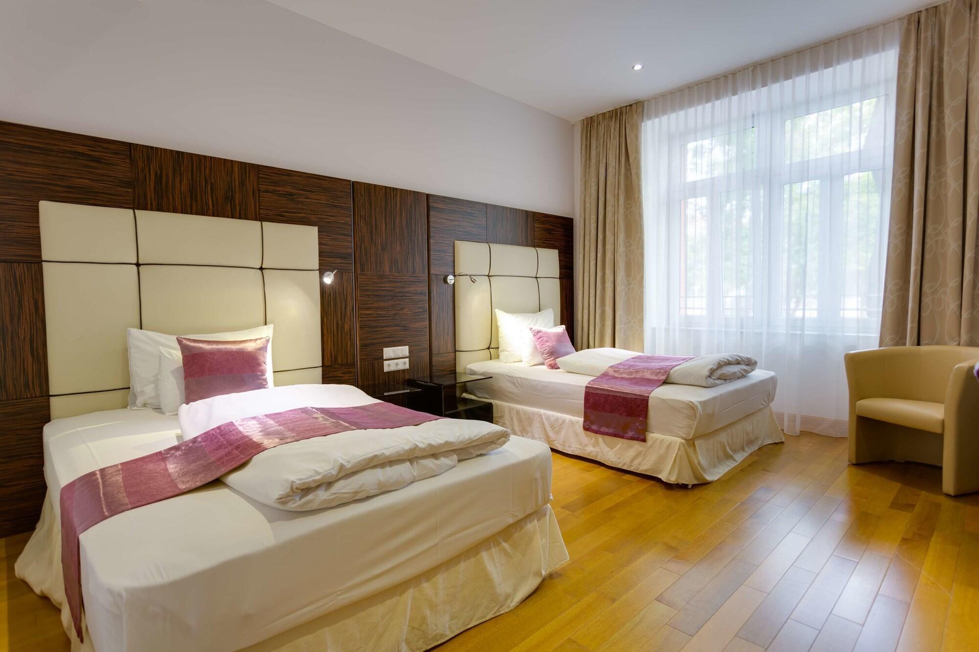 Western Arcadia 4* Viena