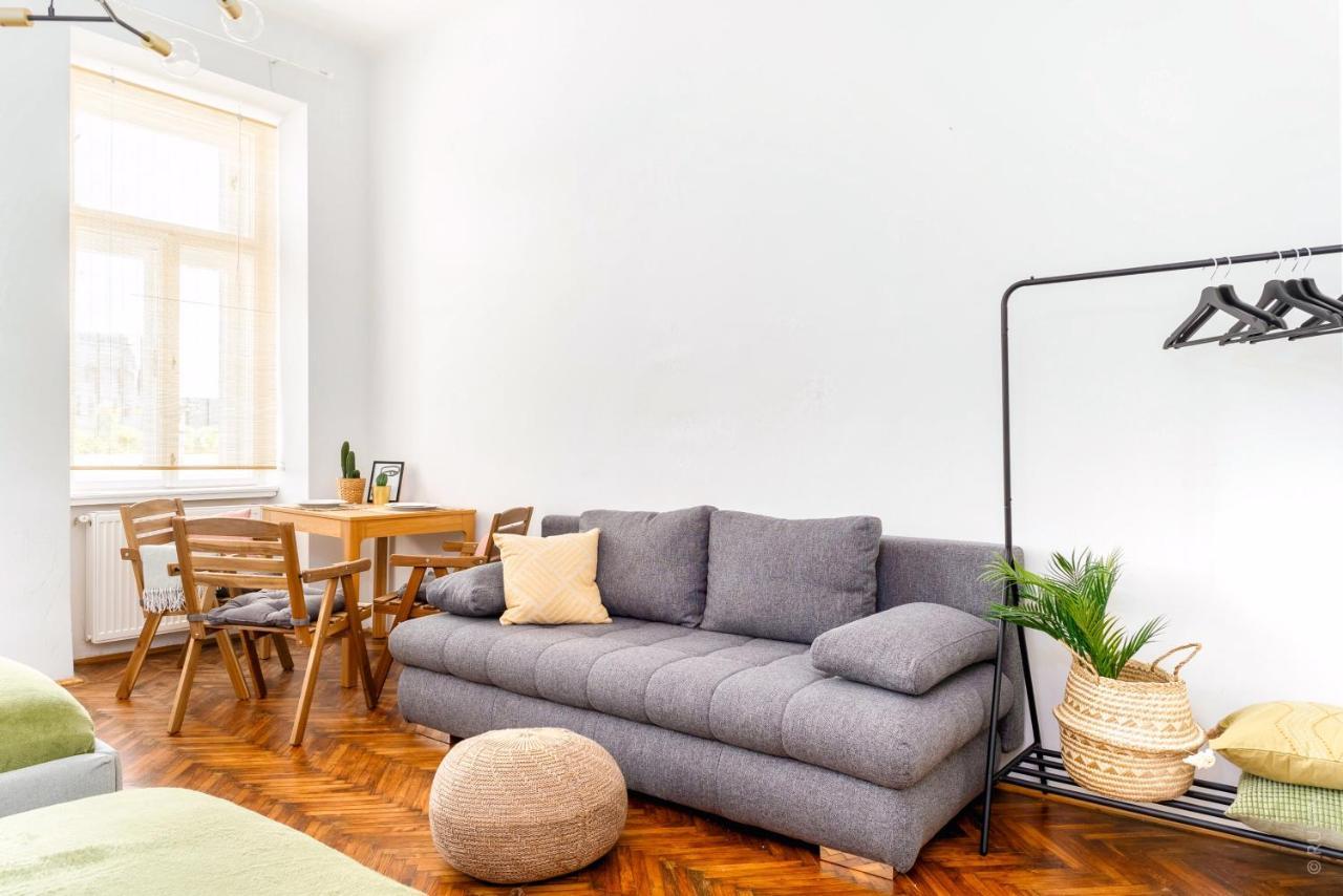 Designer Apartment, Central, Next To Danube