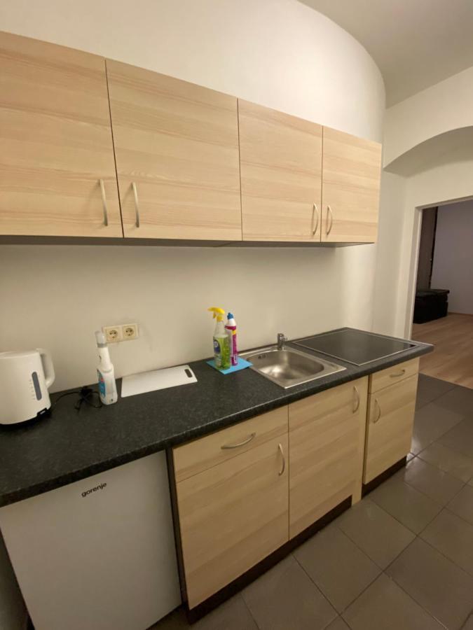Niceapartmentgellertgasse * Vienna