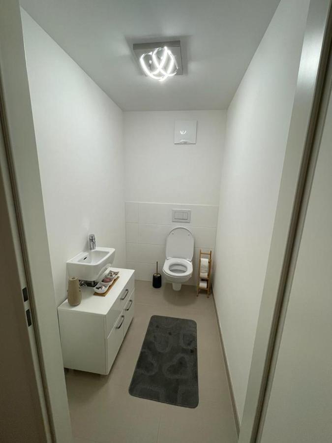 Apartment Lovely 3