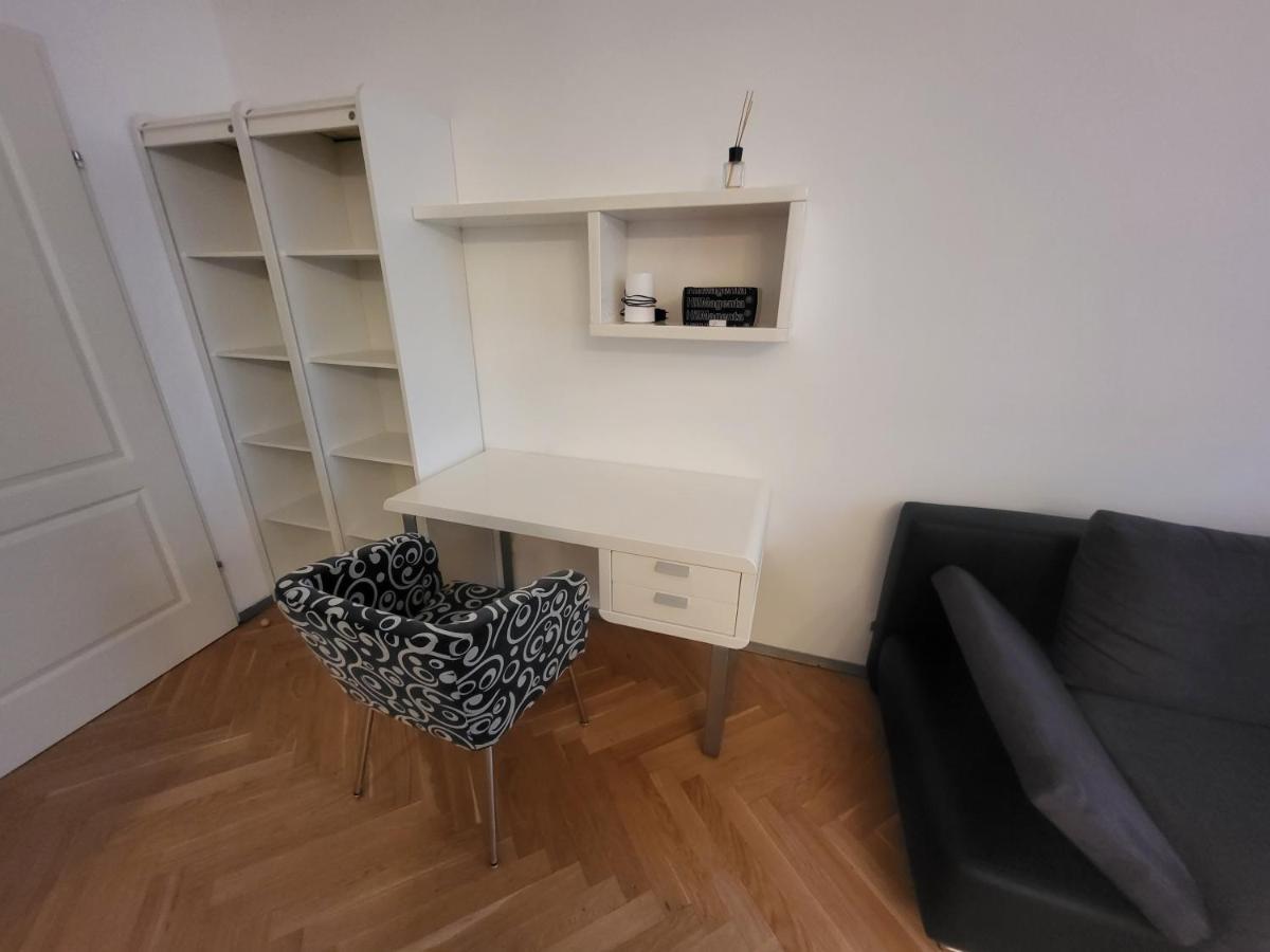 Cozynite Premium Hundertwasser Apartamento