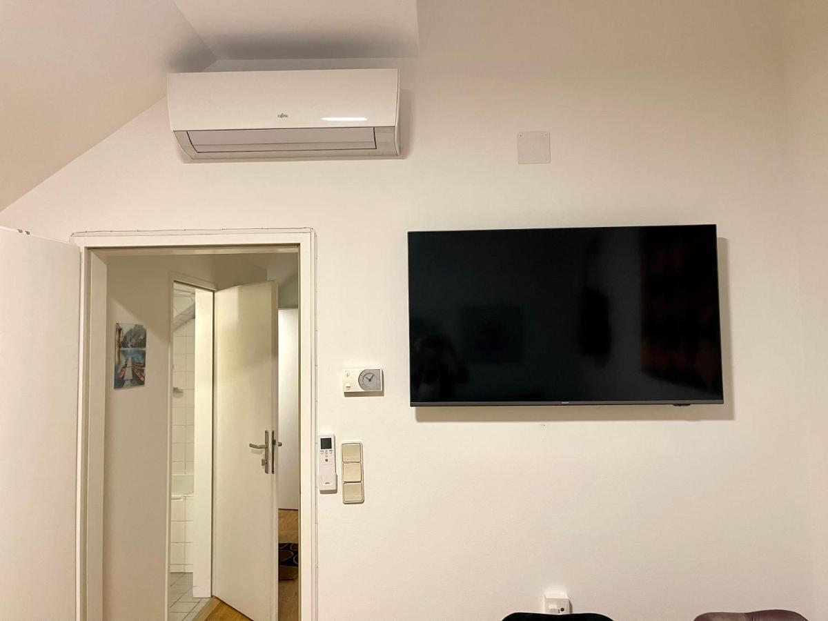 Klimatisiertes, Ruhiges Dachgeschoss Cityapartment Im Zentrum Wiens Viena