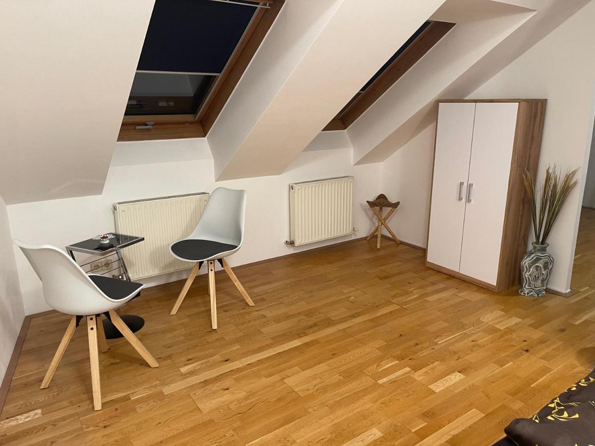 Klimatisiertes, Ruhiges Dachgeschoss Cityapartment Im Zentrum Wiens Apartamento Viena